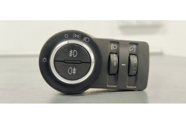 Recambio de mando luces para opel astra j lim. 1.6 cdti referencia OEM IAM 13268703  