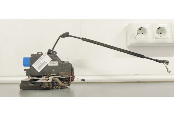 Recambio de cerradura puerta delantera izquierda para skoda octavia berlina (1z3) 1.9 tdi 105 referencia OEM IAM 3D1837015AB  