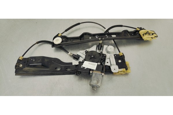 Recambio de elevalunas delantero izquierdo para opel astra j lim. 1.6 cdti referencia OEM IAM 20951581  