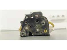 Recambio de cerradura puerta trasera izquierda para audi a4 berlina (8e) 2.0 tdi 16v (103kw) referencia OEM IAM   