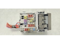 CAJA RELES / FUSIBLES 13222786 