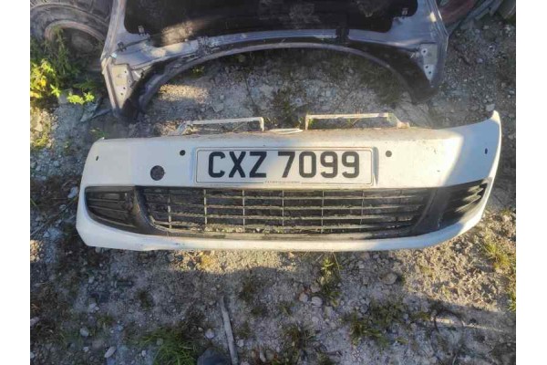 Recambio de paragolpes delantero para volkswagen golf vi (5k1) 1.6 tdi 105 fap referencia OEM IAM   