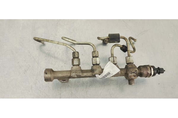 Recambio de rampa inyectora para opel insignia berlina 2.0cdti 130 fap referencia OEM IAM 0445214221  