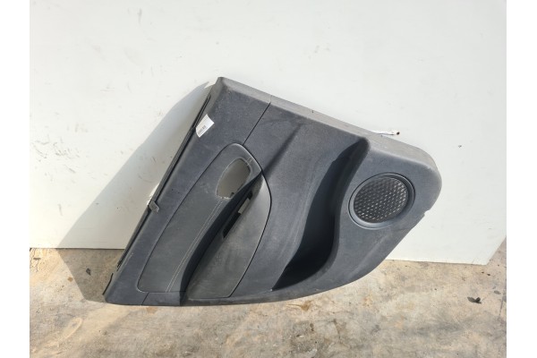 Recambio de guarnecido puerta trasera izquierda para renault scenic iii 1.5 dci diesel fap referencia OEM IAM   