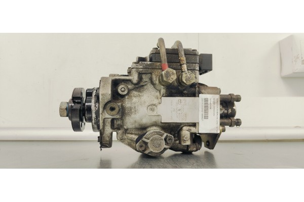 Recambio de bomba inyeccion para ford focus berlina (cak) 1.8 tddi turbodiesel cat referencia OEM IAM 0470004006  