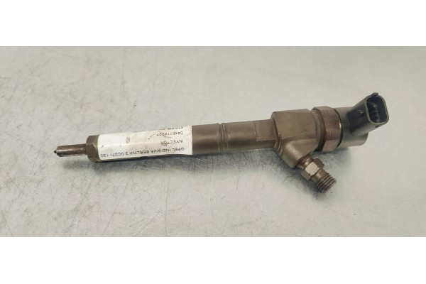 Recambio de inyector para opel insignia berlina 2.0cdti 130 fap referencia OEM IAM 0445110327  