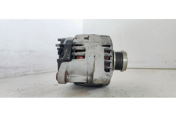 Recambio de alternador para opel insignia berlina expression referencia OEM IAM 13581893  