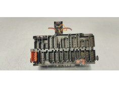 Recambio de caja reles / fusibles para volkswagen golf iii variant ( 1h5) referencia OEM IAM 357937039  