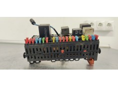 Recambio de caja reles / fusibles para volkswagen golf iii variant ( 1h5) referencia OEM IAM 357937039  