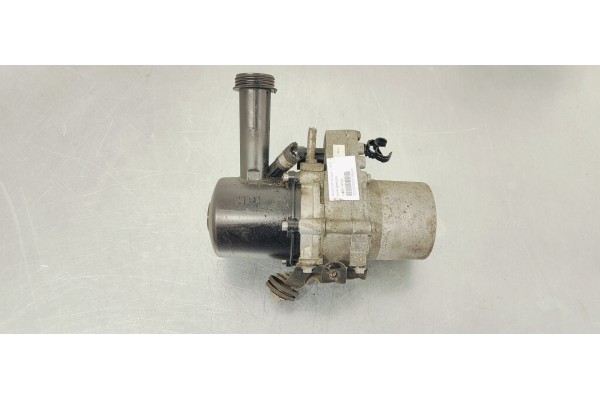 Recambio de bomba direccion para peugeot 407 sw sport referencia OEM IAM 216007315010C0  