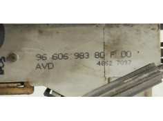 Recambio de cerradura puerta delantera derecha para peugeot 407 sw sport referencia OEM IAM 9660698380  