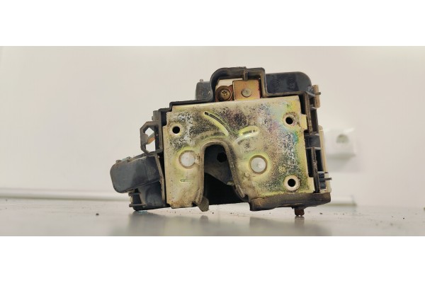 Recambio de cerradura puerta trasera derecha para volkswagen golf iii berlina (1h1) referencia OEM IAM 1H4839016A  