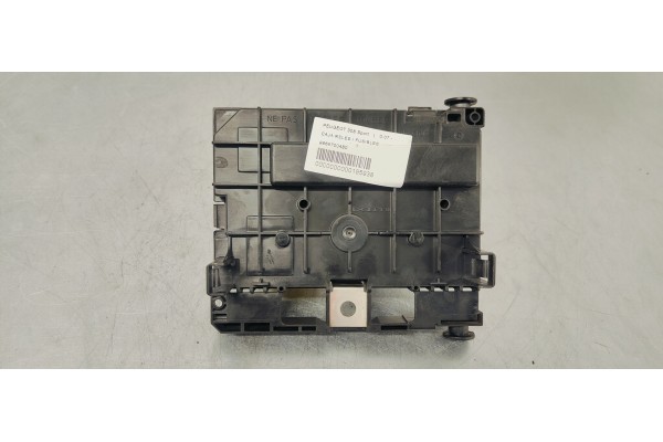 Recambio de caja reles / fusibles para peugeot 308 sport referencia OEM IAM 9666700480  
