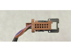 Recambio de retrovisor derecho para peugeot 407 sw sport referencia OEM IAM E9014145  