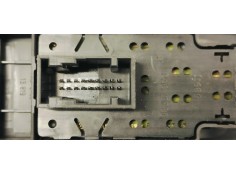 Recambio de mando elevalunas delantero izquierdo para peugeot 308 1.4 i 100 referencia OEM IAM 96565186XT  