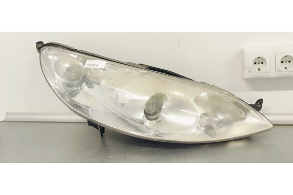 Recambio de faro derecho para peugeot 407 sw sr confort referencia OEM IAM 0301213272  