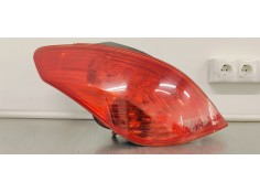 Recambio de piloto trasero izquierdo para peugeot 308 1.4 i 100 referencia OEM IAM 9680425780  