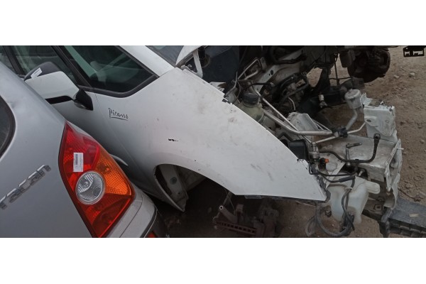 Recambio de aleta delantera derecha para citroen c4 picasso exclusive referencia OEM IAM   