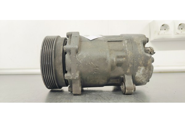 Recambio de compresor aire acondicionado para ford galaxy (vx) referencia OEM IAM 7M0820803  