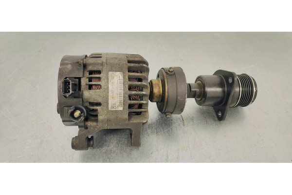 Recambio de alternador para ford focus berlina (cak) ghia referencia OEM IAM 1M5T10300BB  