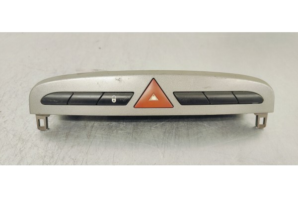 Recambio de warning para peugeot 308 sport referencia OEM IAM 9659417177  