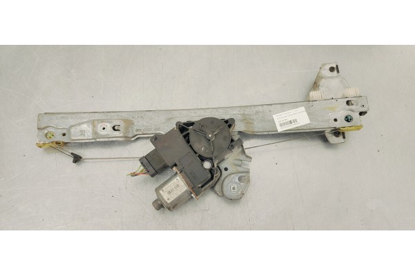 Recambio de elevalunas delantero izquierdo para peugeot 308 sport referencia OEM IAM 9657247680  