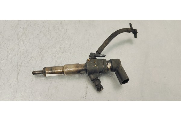 Recambio de inyector para ford fiesta (cbk) 1.4 tdci cat referencia OEM IAM 9654551080  