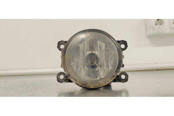 Recambio de faro antiniebla izquierdo para renault scenic ii emotion referencia OEM IAM 8200074008  