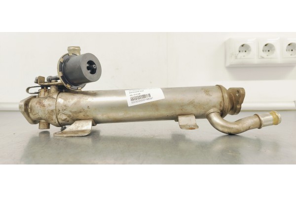 Recambio de enfriador egr para volkswagen passat berlina (3c2) 2.0 tdi 140 fap referencia OEM IAM 03L131512B  