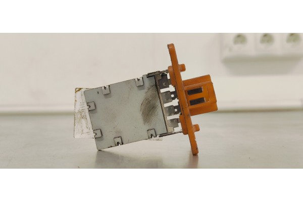 Recambio de resistencia calefaccion para kia cee´d 1.4 crdi 90 fap referencia OEM IAM   