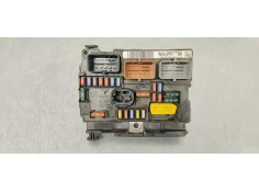 Recambio de caja reles / fusibles para peugeot 207 1.4 i 95 referencia OEM IAM 9664997780  