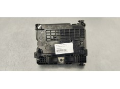 Recambio de caja reles / fusibles para peugeot 207 1.4 i 95 referencia OEM IAM 9664997780  