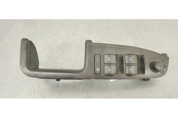 Recambio de mando elevalunas delantero izquierdo para audi a4 berlina (8e) 1.9 tdi (96kw) referencia OEM IAM 8E1867171B  