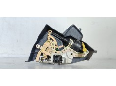 Recambio de cerradura puerta trasera izquierda para mercedes-benz clase c (w202) berlina 2.2 cdi cat referencia OEM IAM 20273005