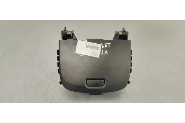 Recambio de guantera para chevrolet captiva 2.2 vcdi 184 4x4 fap referencia OEM IAM AMF16345  