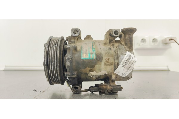 Recambio de compresor aire acondicionado para ford fiesta (cbk) fun referencia OEM IAM 2S6119D629AE  
