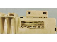 Recambio de caja reles / fusibles para kia cee´d 1.4 crdi 90 fap referencia OEM IAM 91950A2150  