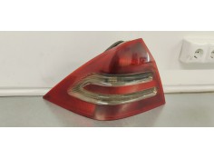 Recambio de piloto trasero izquierdo para mercedes-benz clase c (w203) berlina 220 cdi (203.006) referencia OEM IAM   