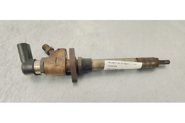 Recambio de inyector para peugeot 407 st sport referencia OEM IAM 9657144580  