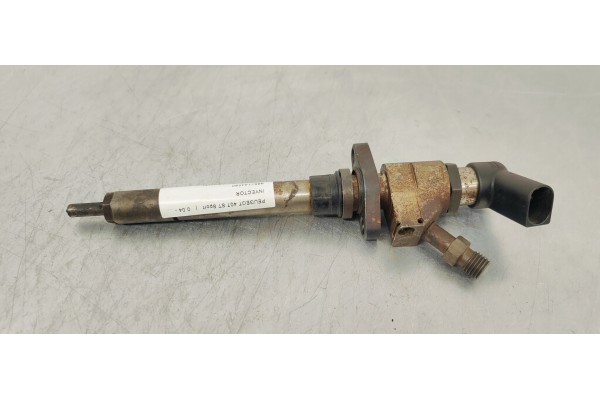 Recambio de inyector para peugeot 407 st sport referencia OEM IAM 9657144580  