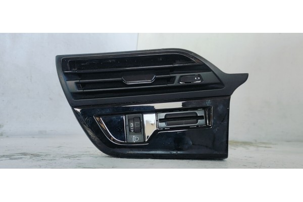 Recambio de rejilla aireadora para citroen c4 picasso 1.6hdi 120 fap referencia OEM IAM 967797647A  