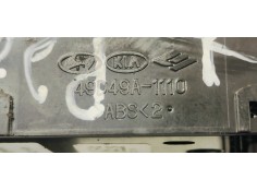 Recambio de mando elevalunas delantero izquierdo para kia cee´d 1.4 crdi 90 fap referencia OEM IAM 93570A2300  