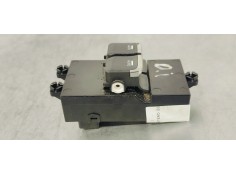 Recambio de mando elevalunas delantero izquierdo para kia cee´d 1.4 crdi 90 fap referencia OEM IAM 93570A2300  