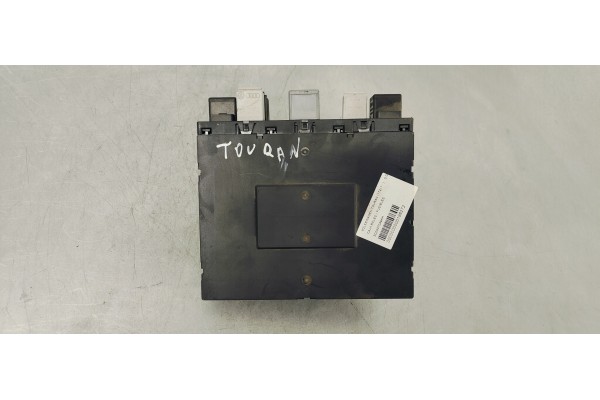 Recambio de caja reles / fusibles para volkswagen touran (1t2) referencia OEM IAM 3C0937049AH  