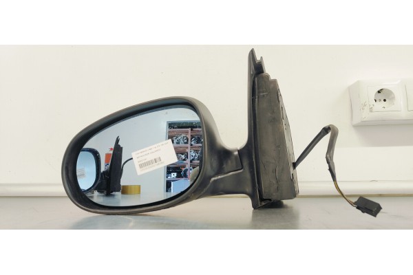 Recambio de retrovisor izquierdo para fiat bravo (198) 1.9 jtd 16v cat referencia OEM IAM E3021041  