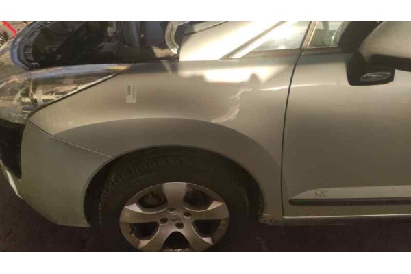 Recambio de aleta delantera izquierda para peugeot 3008 1.6hdi 112 fap referencia OEM IAM   