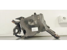 CAJA RELES / FUSIBLES 8211105N90 