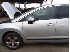Recambio de puerta delantera izquierda para peugeot 3008 1.6hdi 112 fap referencia OEM IAM   