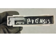 Recambio de pantalla multifuncion para toyota avensis (t27) 2.0 d4d 124 fap referencia OEM IAM 8395005030  