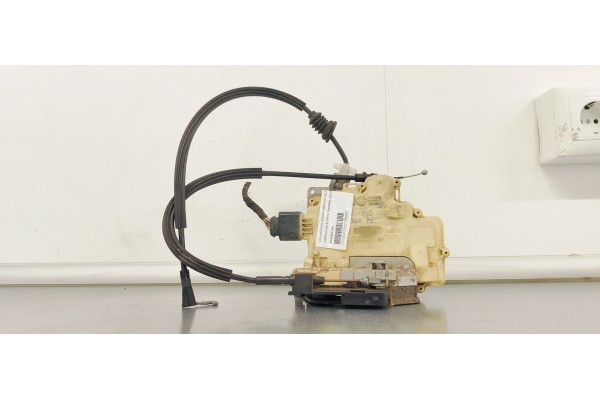 Recambio de cerradura puerta trasera izquierda para volkswagen passat berlina (3c2) 2.0 tdi 140 referencia OEM IAM 3C4839015A  
